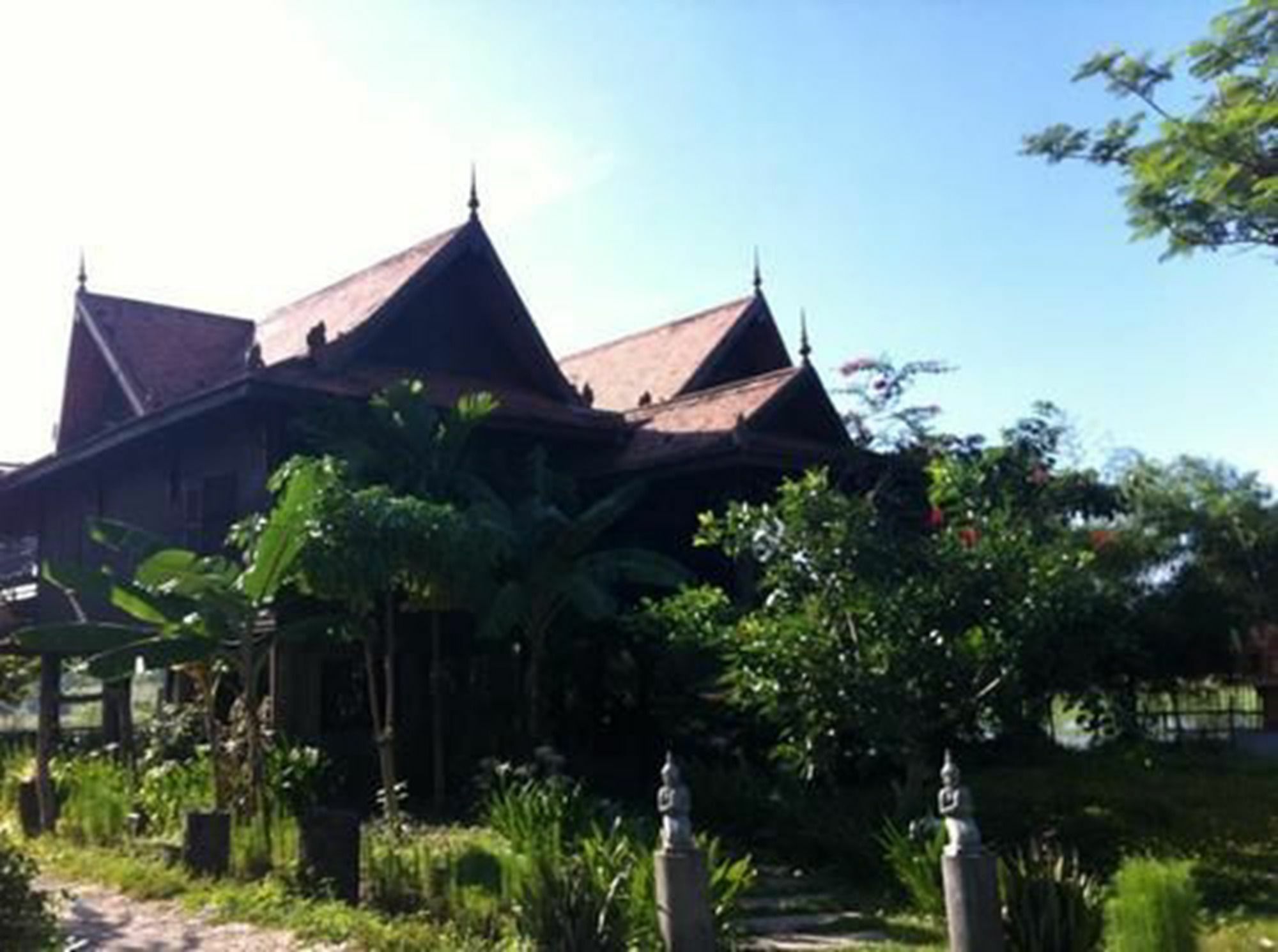 The Bong Thom Homestay Siem Reap Exterior photo